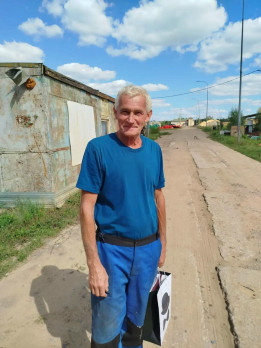На днях поздравили с юбилеем Хоменко Вадима Михайловича, ему исполнилось 60 лет